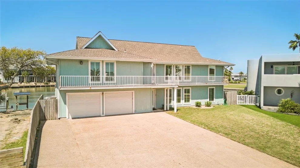 Unit for sale at 25 Blue Heron Drive, Rockport, TX 78382