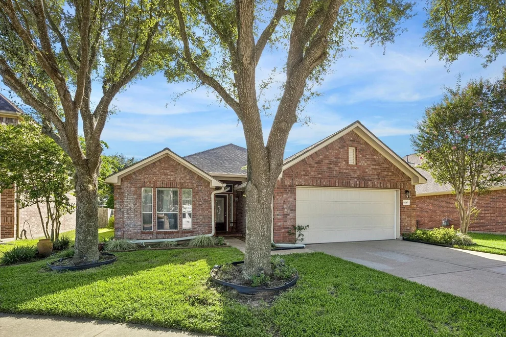 Unit for sale at 11307 Sandermeyer Drive, Richmond, TX 77406