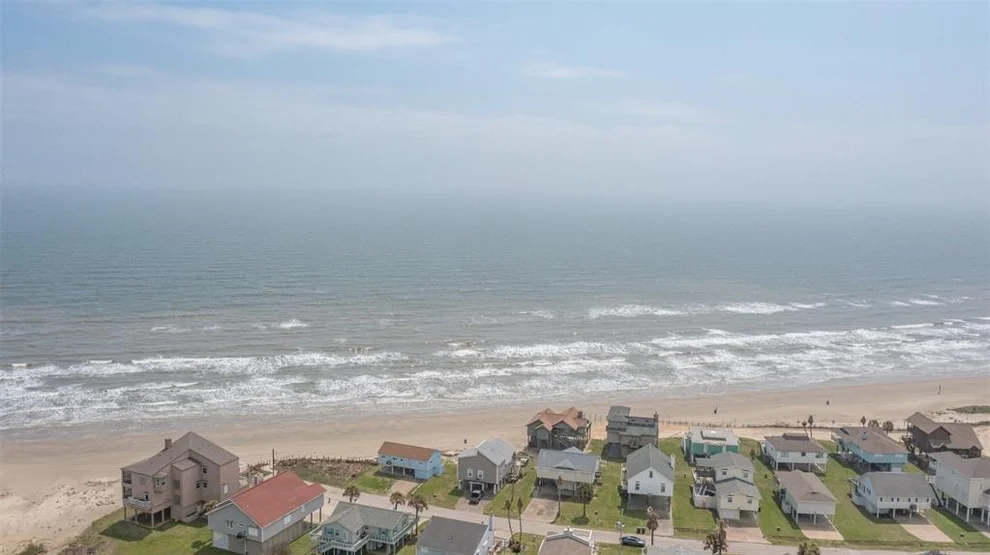 Unit for sale at 12439 E Ventura Drive, Galveston, TX 77554