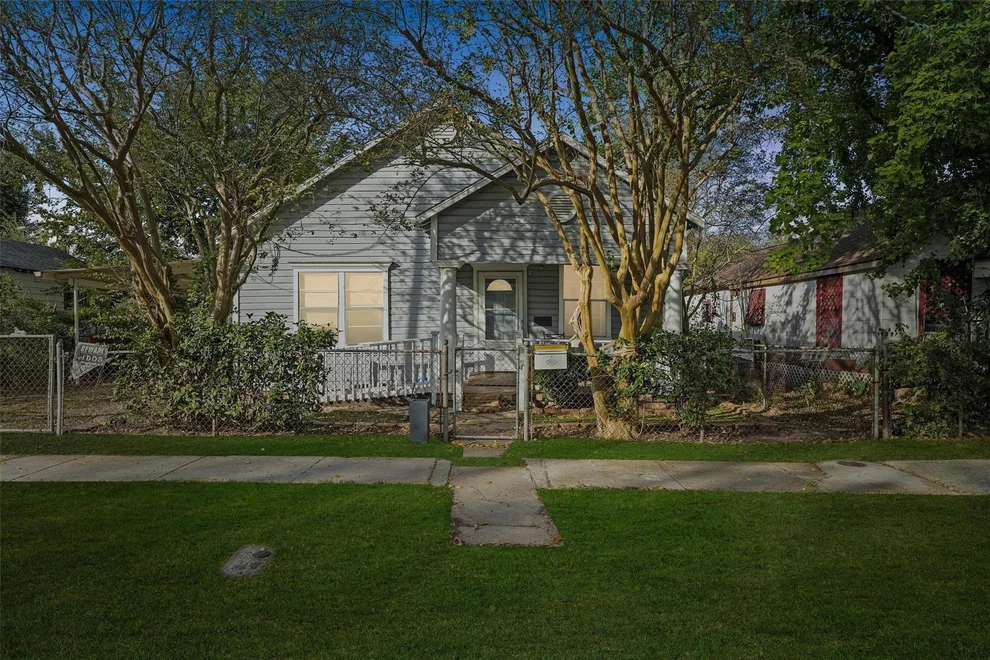 Unit for sale at 4029 Lucille Street, Houston, TX 77026