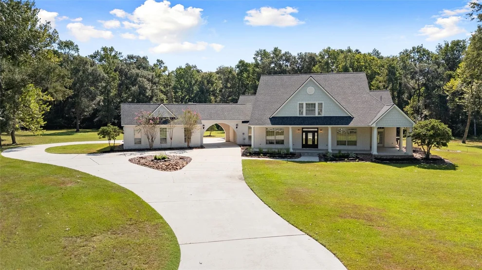 Unit for sale at 28930 Reserve Bend Drive, Huffman, TX 77336