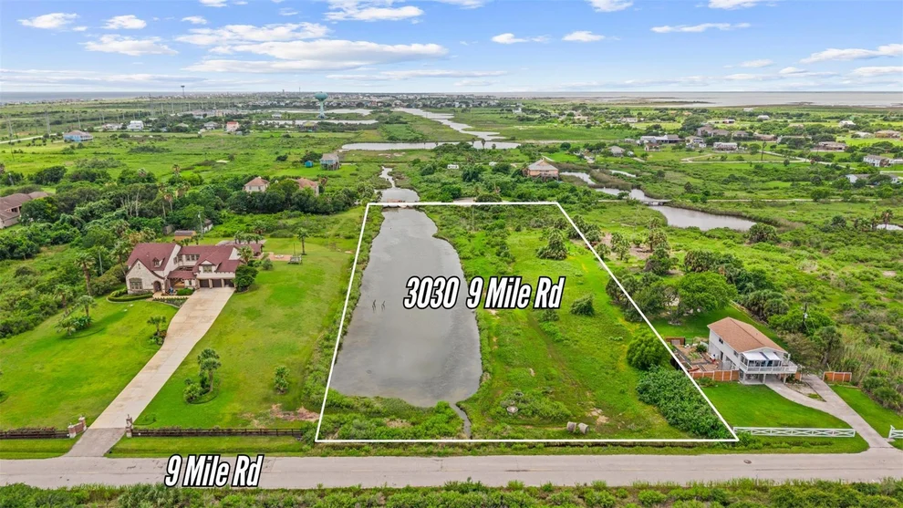 Unit for sale at 3030 9 Mile Road, Galveston, TX 77554