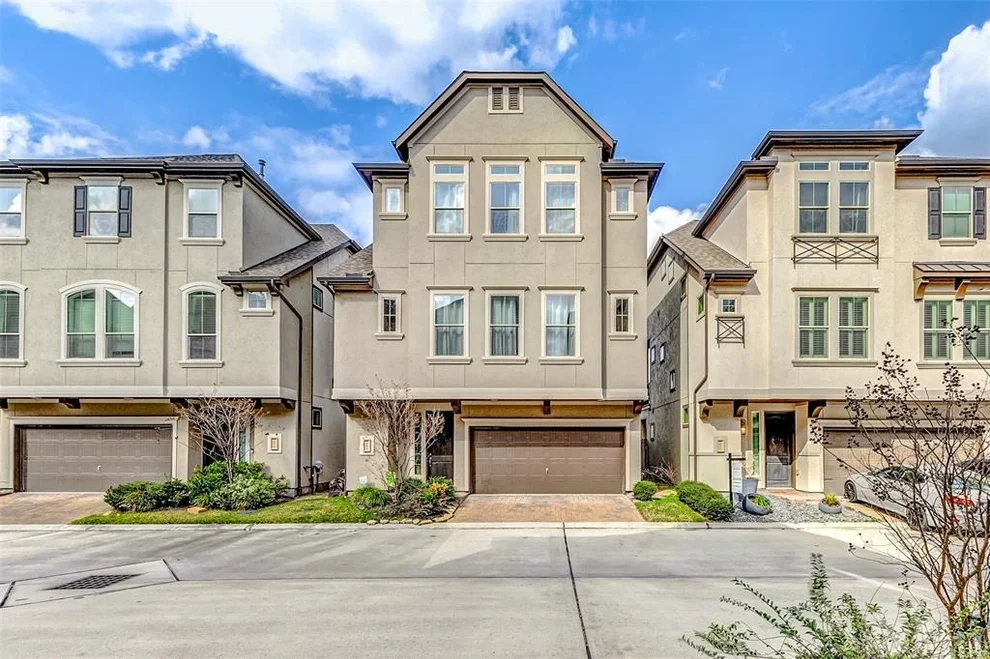 Unit for sale at 10814 Kyler Oaks Place, Houston, TX 77043