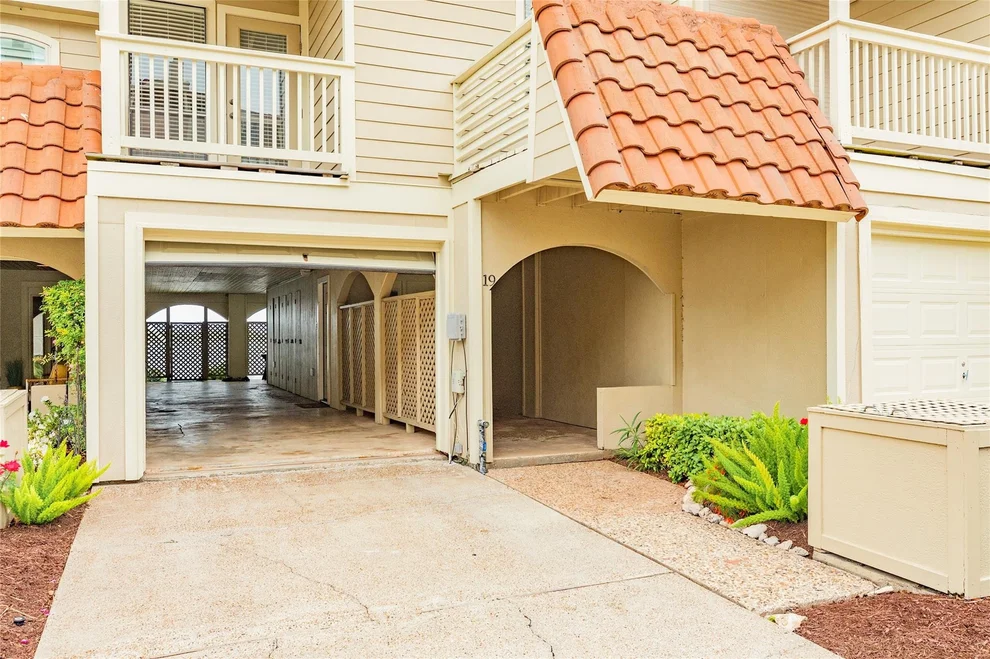 Unit for sale at 19 Dana Drive, Galveston, TX 77554