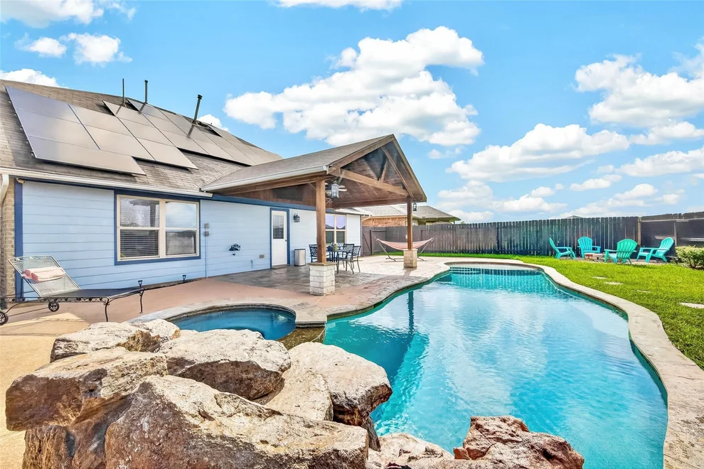 Unit for sale at 18203 Sonora Brook Lane, Richmond, TX 77407