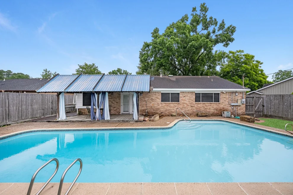 Unit for sale at 7230 Redding Road, Houston, TX 77036