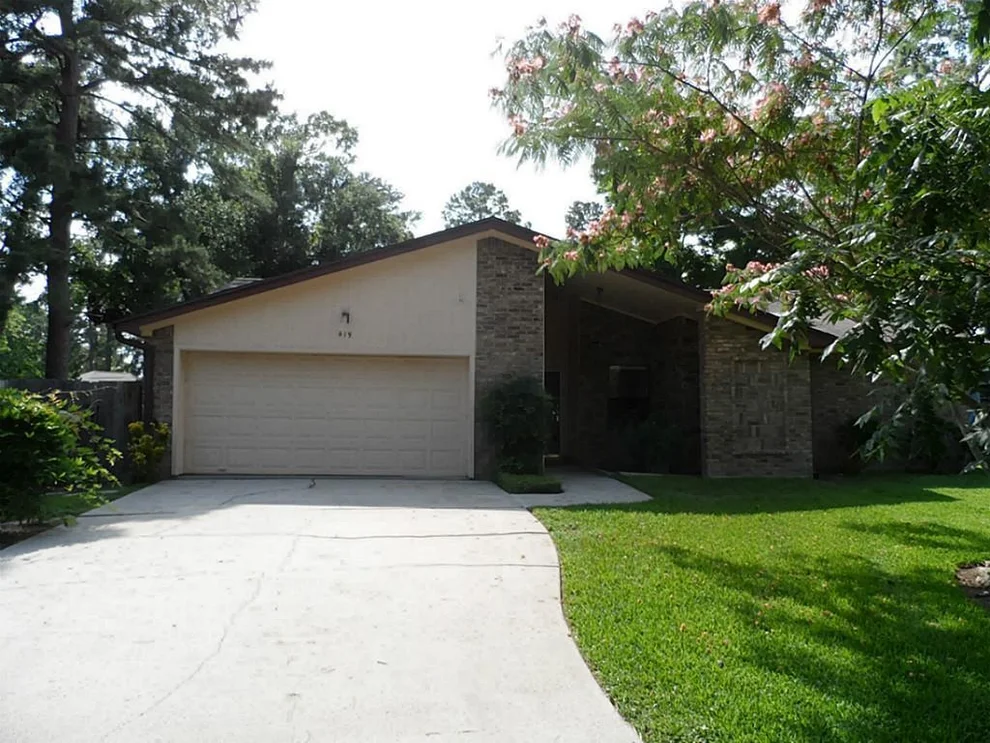 Unit for sale at 419 Paradise Lane, Montgomery, TX 77356