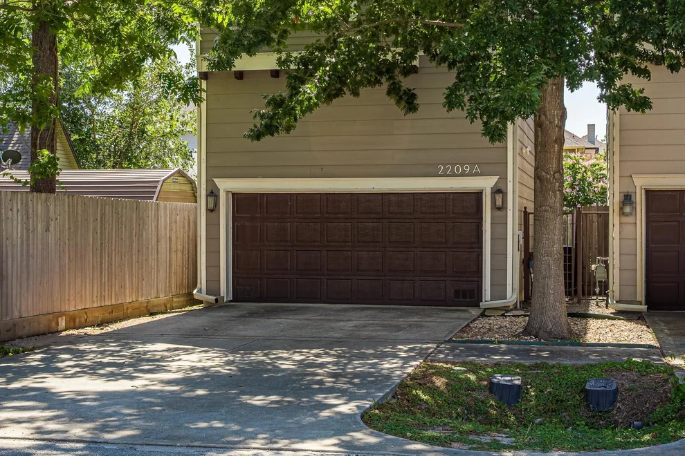 Unit for sale at 2209 Bevis Street, Houston, TX 77008