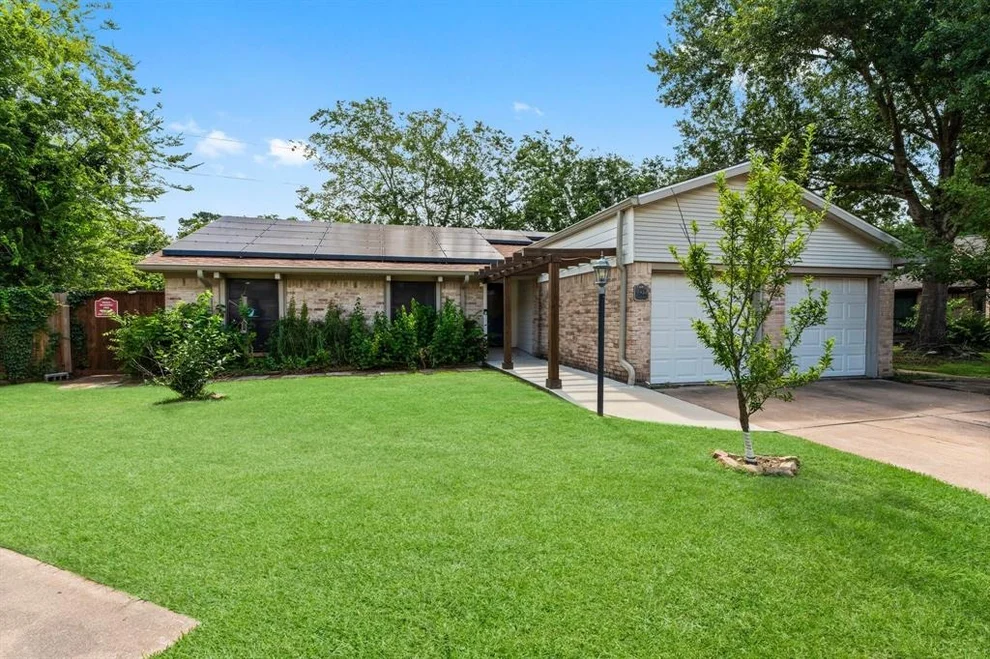 Unit for sale at 9902 Tallow Tree Circle, Houston, TX 77070