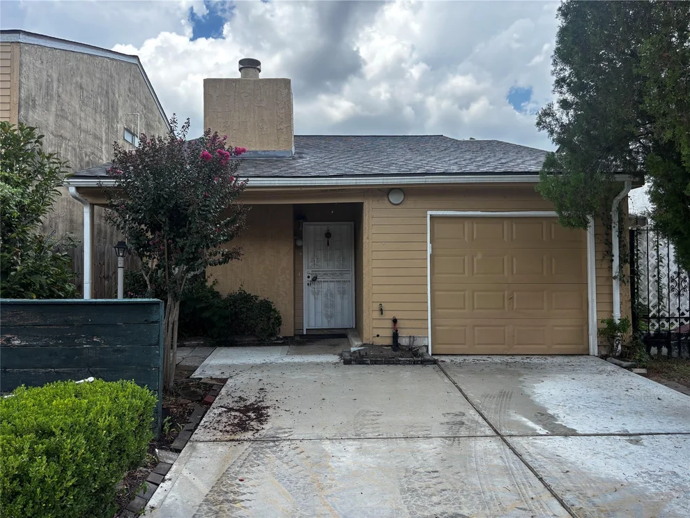 Unit for sale at 12410 Windjammer Street, Houston, TX 77072