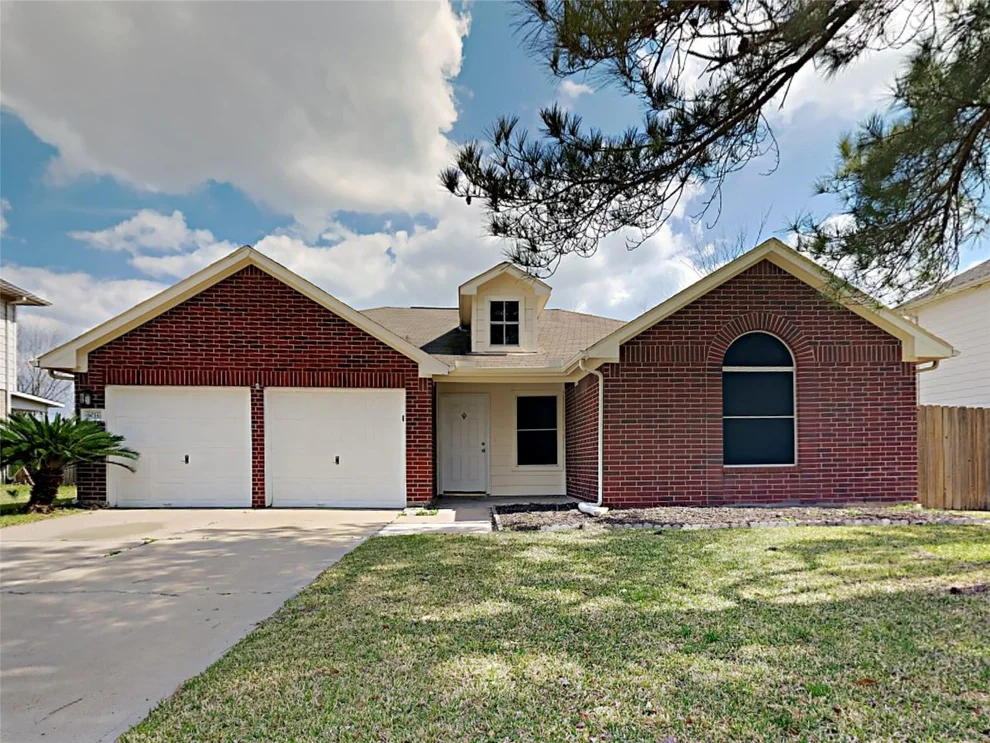 Unit for sale at 6034 Coventry Falls, Houston, TX 77084
