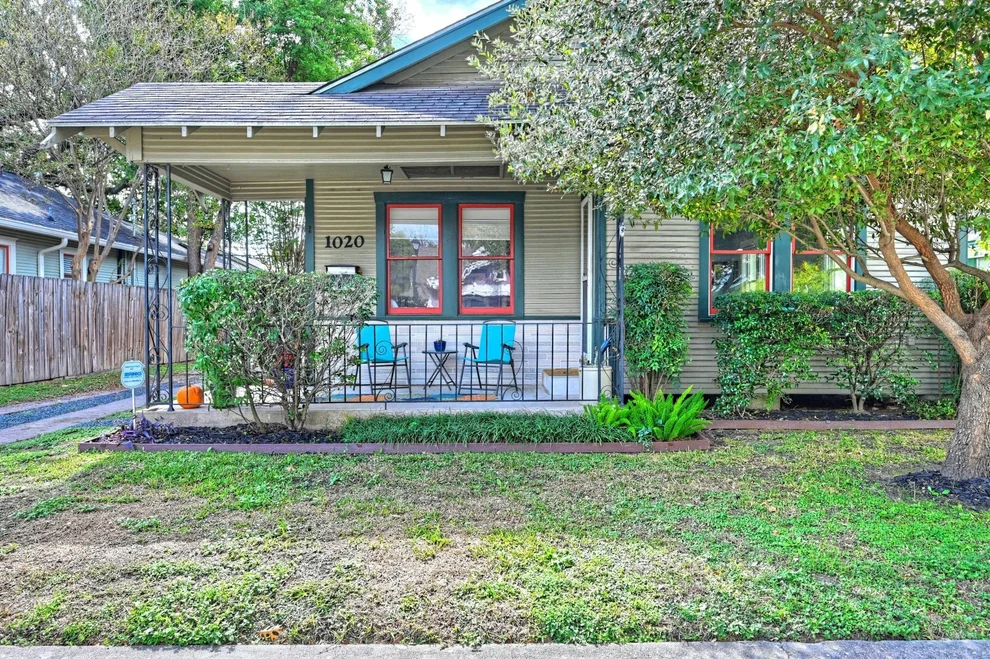 Unit for sale at 1020 E 14th Street, Houston, TX 77009