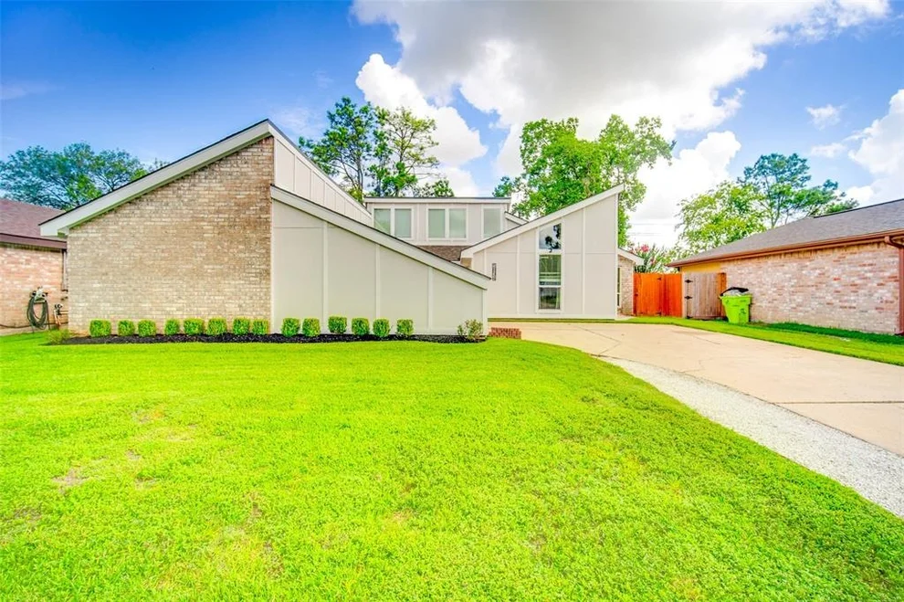 Unit for sale at 1834 Hilton Head Drive, Missouri City, TX 77459