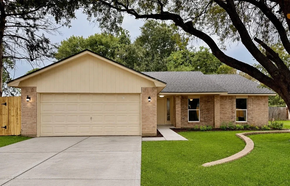 Unit for sale at 7730 Chaseview Drive, Houston, TX 77489
