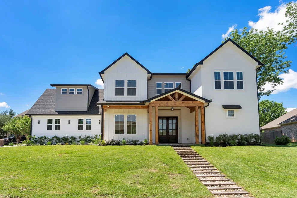 Unit for sale at 3709 Oak Court, Montgomery, TX 77356