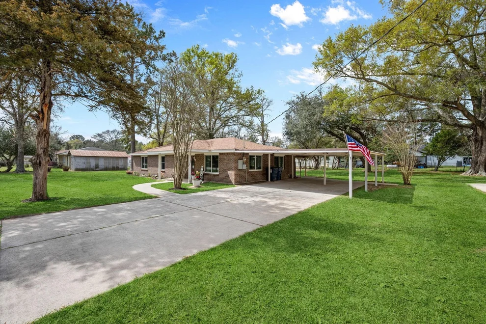 Unit for sale at 16746 Main Street, Splendora, TX 77372