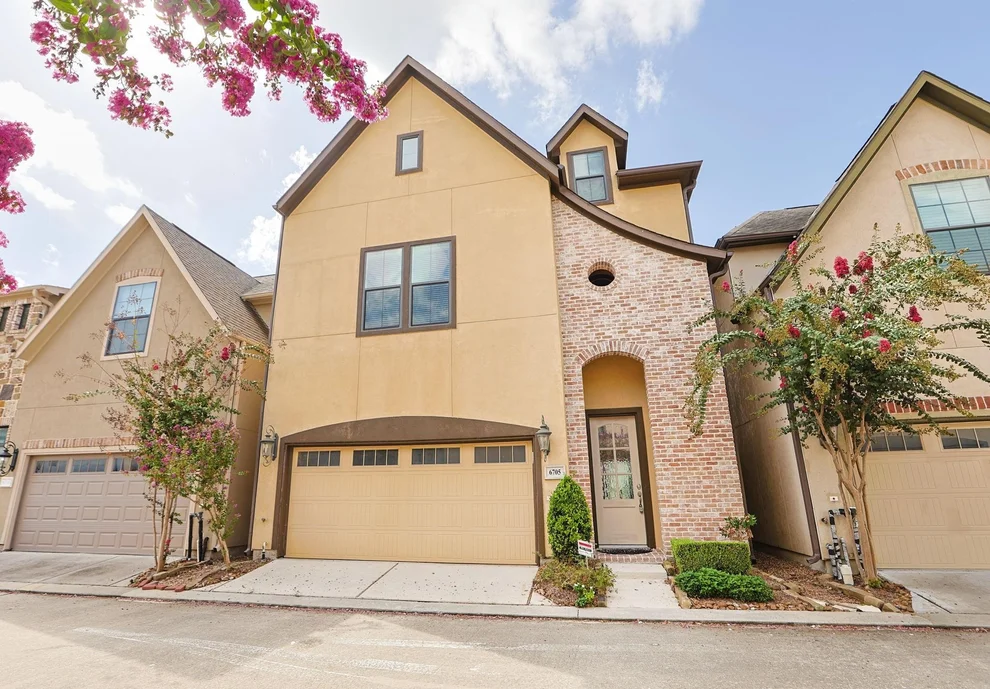 Unit for sale at 6705 Woodbend Park S, Houston, TX 77055