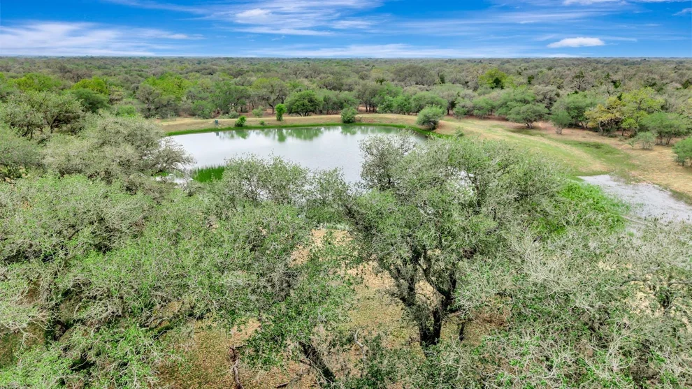 Unit for sale at 16297 State Highway 111 E, Yoakum, TX 77995