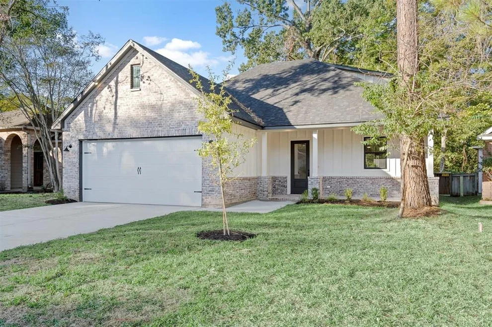 Unit for sale at 3339 Dunes Circle, Montgomery, TX 77356