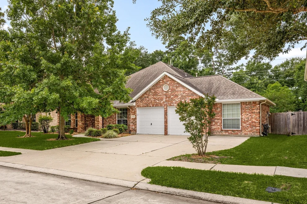 Unit for sale at 30607 Hackinson Drive, Spring, TX 77386