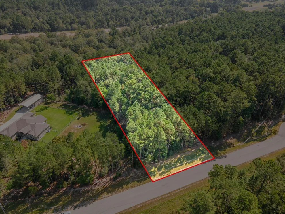 Unit for sale at 12-37-14 Prosperity Court, New Waverly, TX 77358
