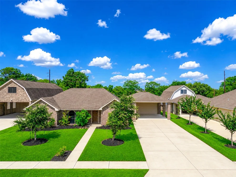 Unit for sale at 6514 Marble Falls Lane, Manvel, TX 77578