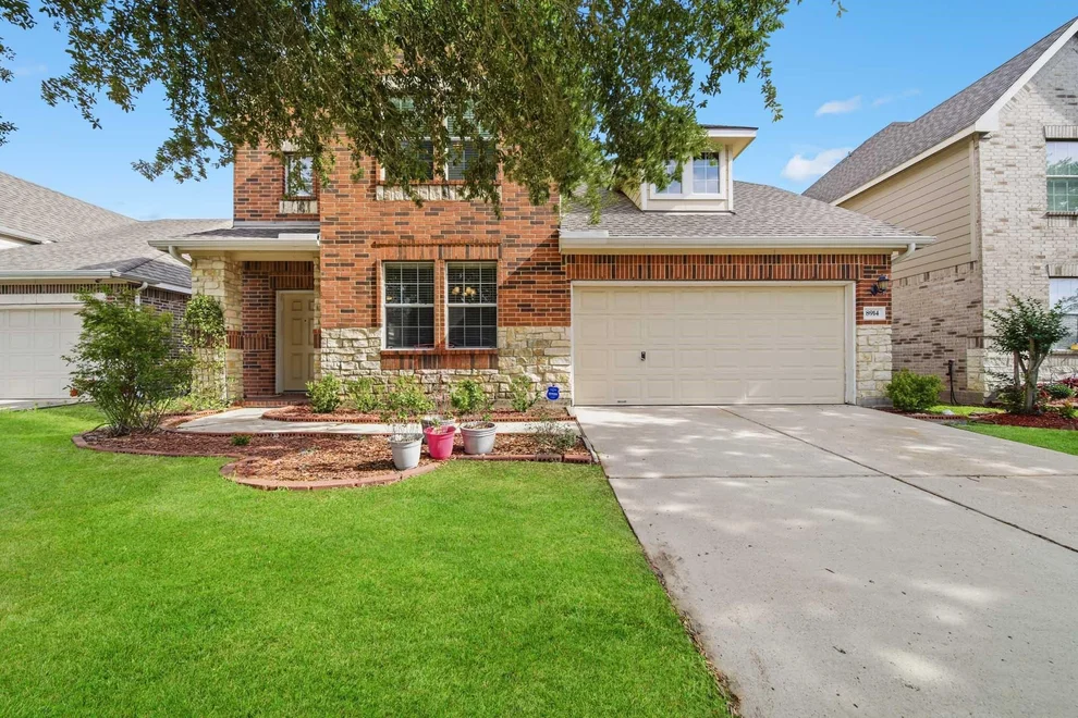 Unit for sale at 8914 Parlin Ridge Drive, Houston, TX 77040