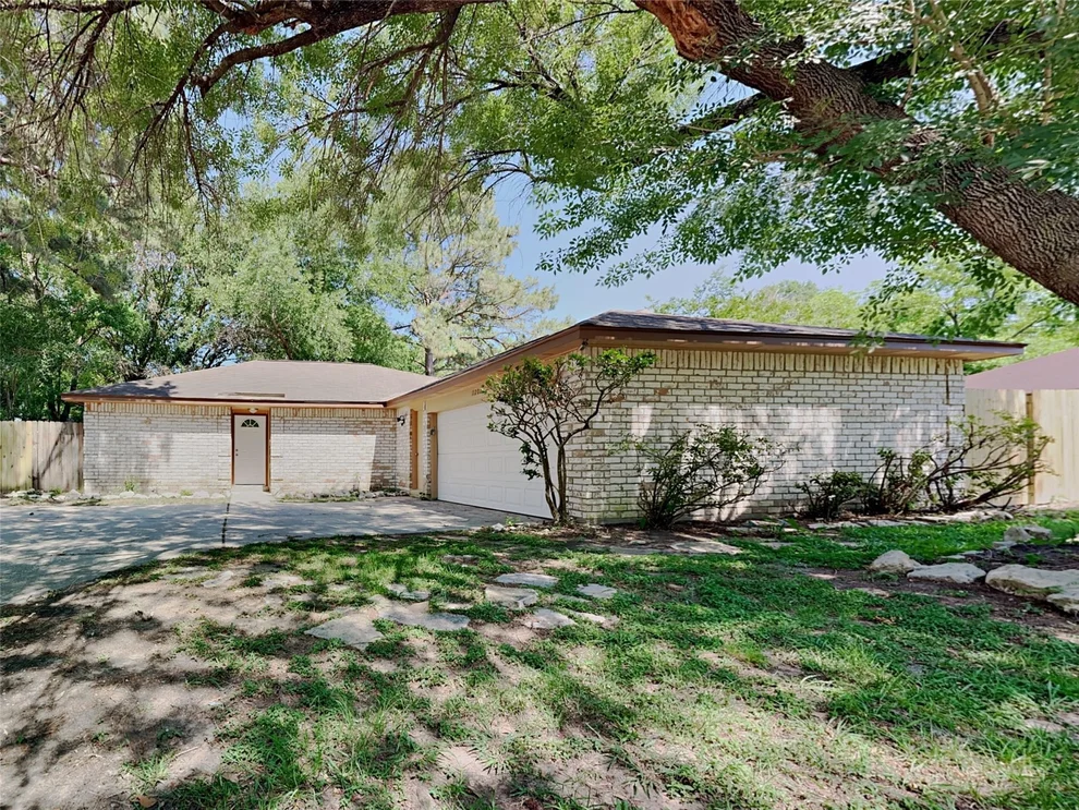 Unit for sale at 11202 Vienna Court, Cypress, TX 77429