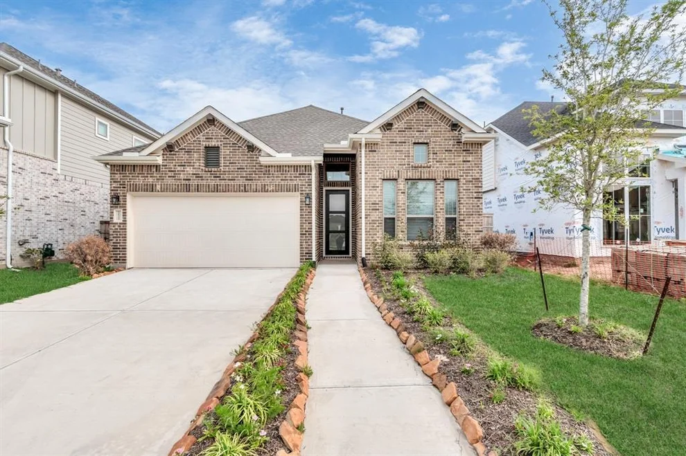 Unit for sale at 4742 Vaughan Way, Iowa Colony, TX 77583