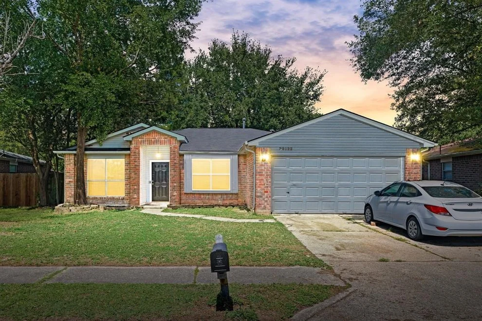 Unit for sale at 29122 Waltham Street, Spring, TX 77386