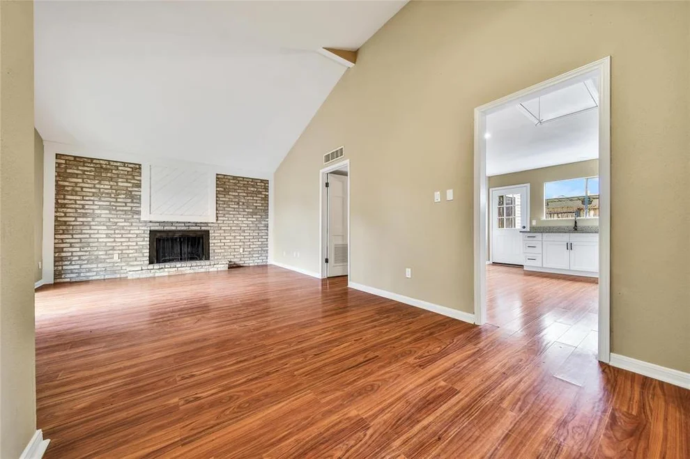 Unit for sale at 6401 Deihl Road, Houston, TX 77092