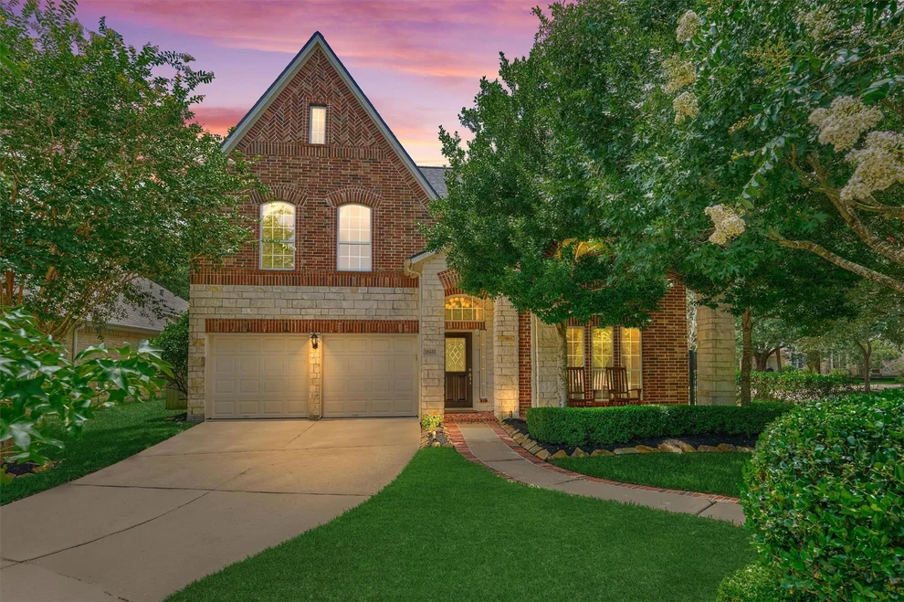 Unit for sale at 18535 W Laura Shore Drive, Cypress, TX 77433