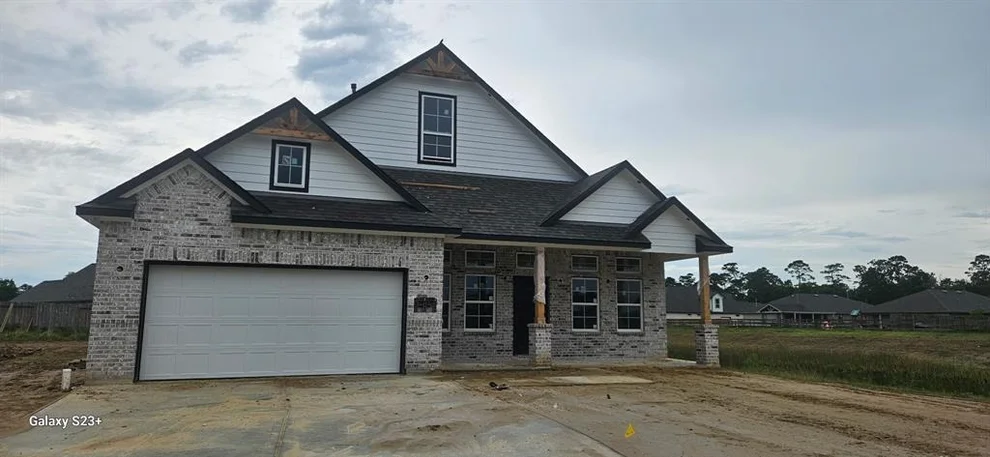 Unit for sale at 143 Peachleaf Court, Anahuac, TX 77514