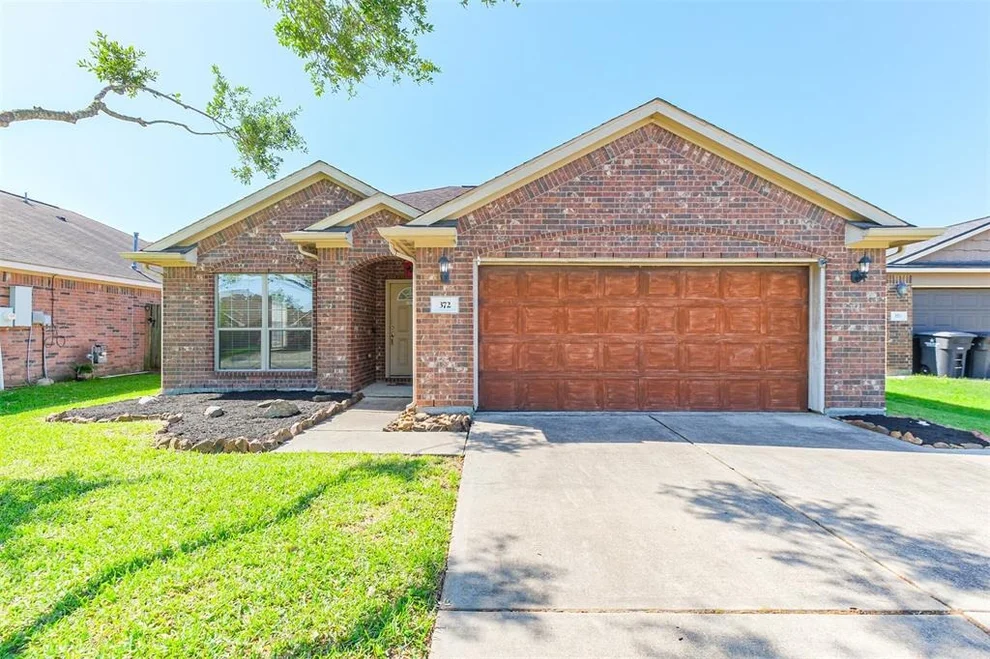 Unit for sale at 372 Henry Street, Alvin, TX 77511