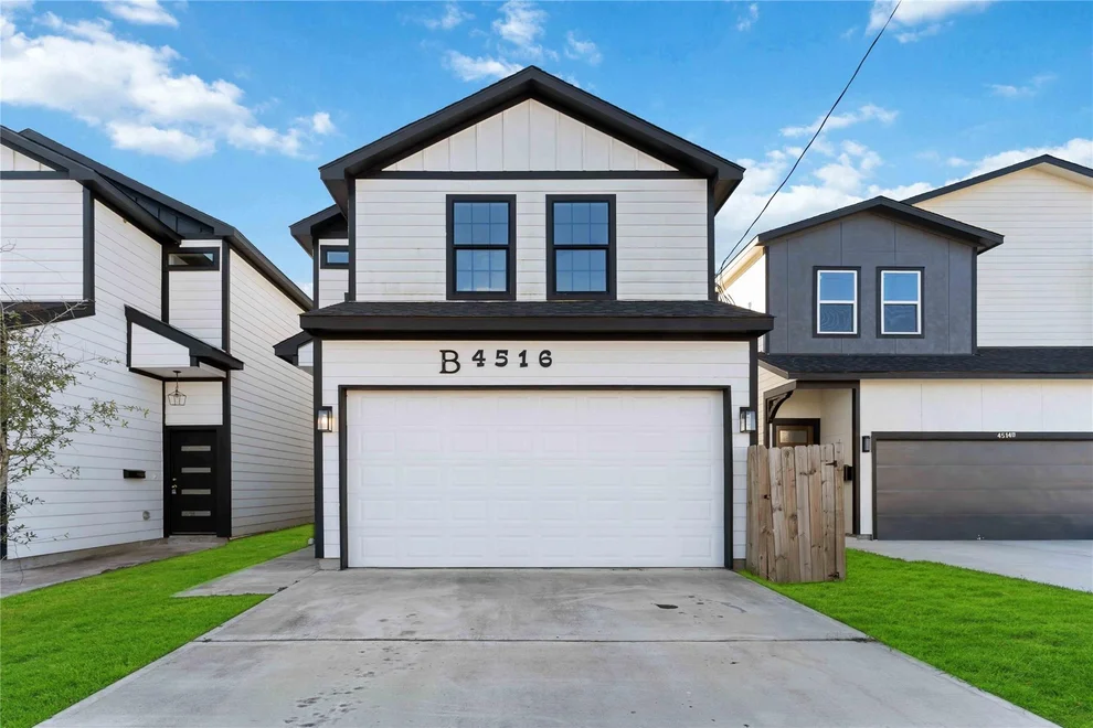 Unit for sale at 4516 Galesburg Street, Houston, TX 77051
