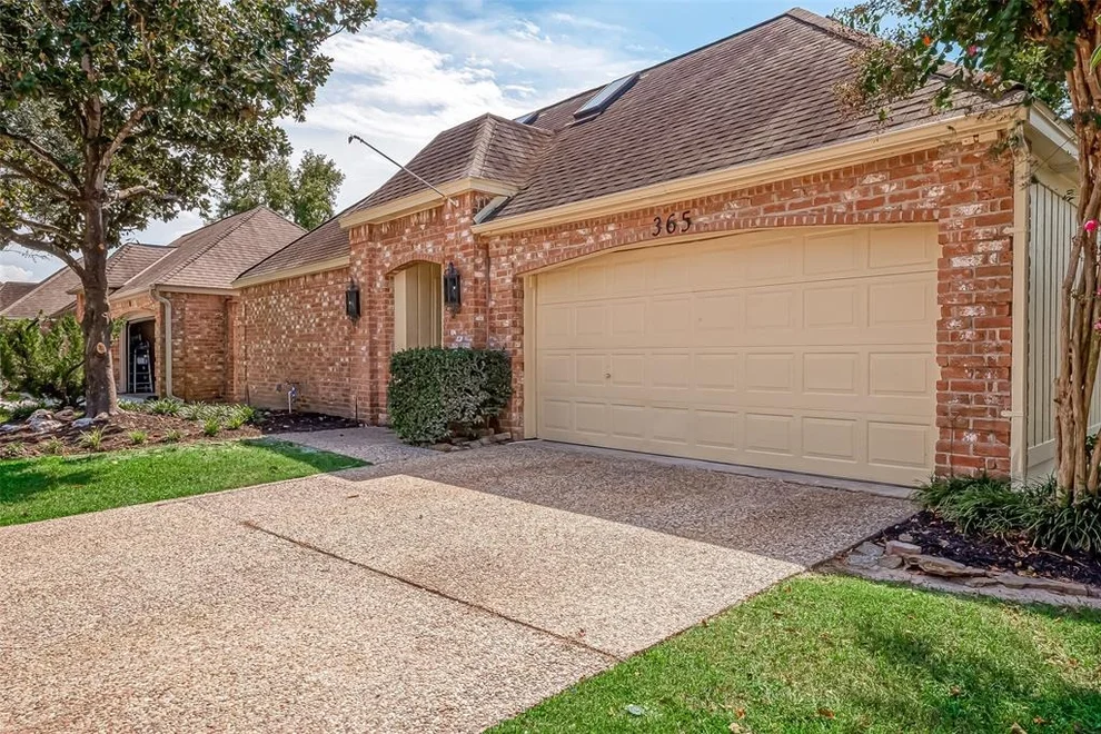 Unit for sale at 365 Champions Colony Iii, Houston, TX 77069