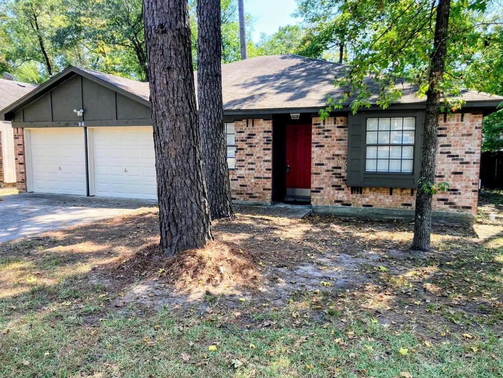 Unit for sale at 26 Summer Crest Circle, The Woodlands, TX 77381