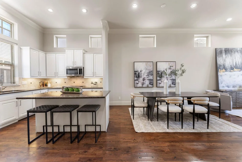 Unit for sale at 411 W 17th Street, Houston, TX 77008