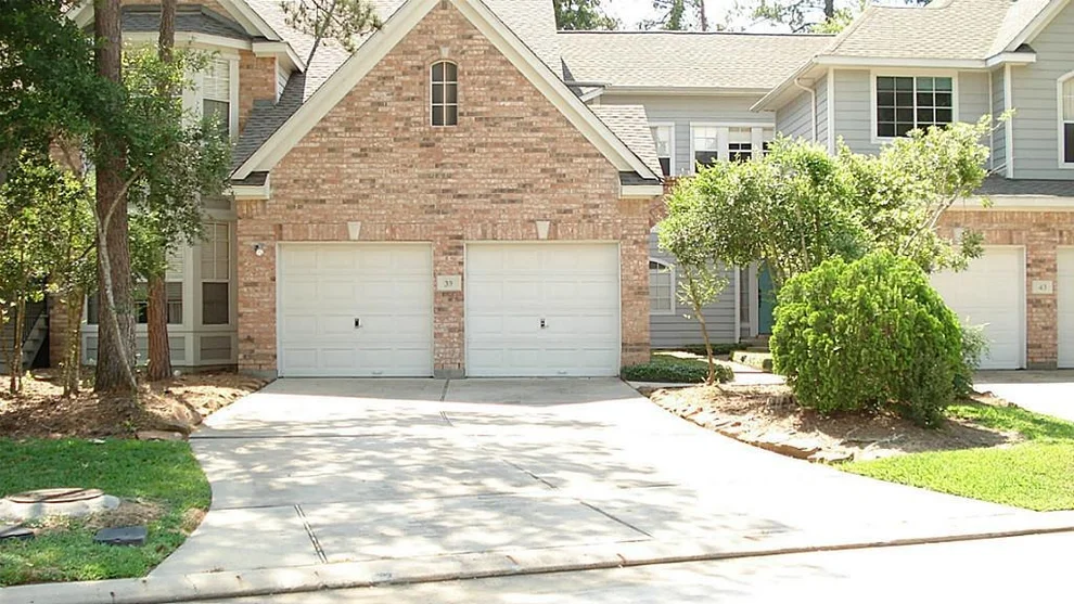 Unit for sale at 39 Spiral Vine Circle, Spring, TX 77381