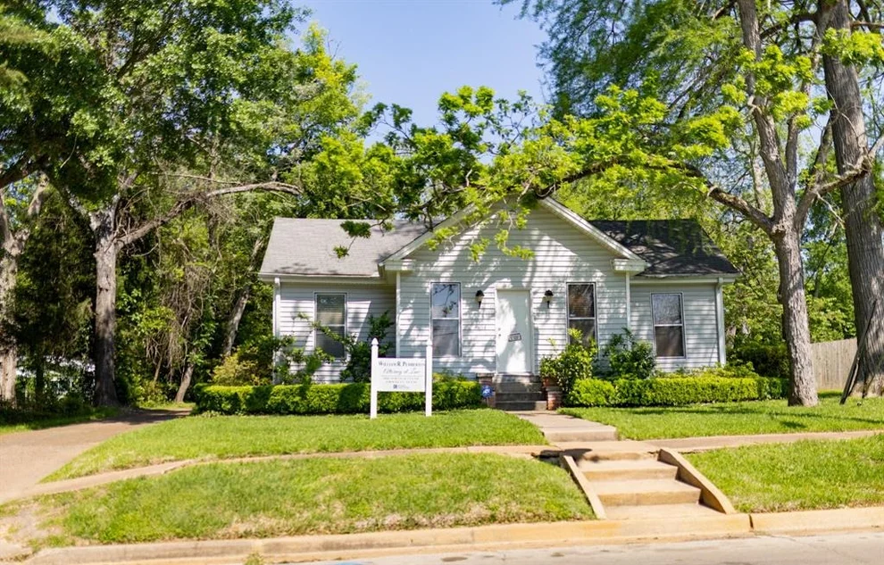 Unit for sale at 306 N 7th Street, Crockett, TX 75835