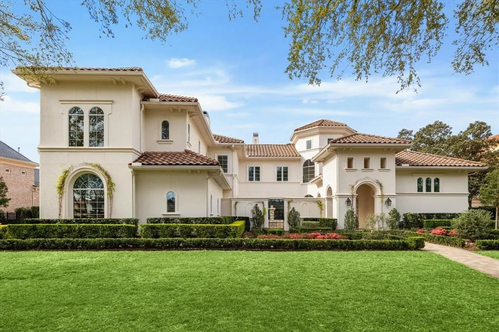 Unit for sale at 4 Grand Manor Court, Sugar Land, TX 77479