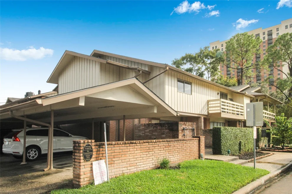 Unit for sale at 821 S Ripple Creek Drive, Houston, TX 77057