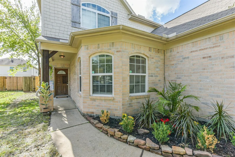 Unit for sale at 1810 Sun Point Court, Humble, TX 77396