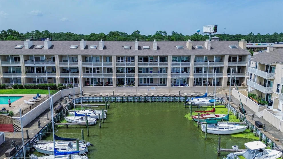 Unit for sale at 4747 Nasa Parkway, Seabrook, TX 77586