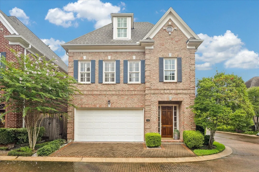 Unit for sale at 2211 Augusta Drive, Houston, TX 77057