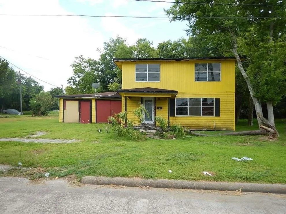Unit for sale at 950 Sherman Street, Beaumont, TX 77701