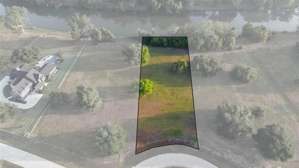 Unit for sale at 30911 Riverlake Road, Fulshear, TX 77441