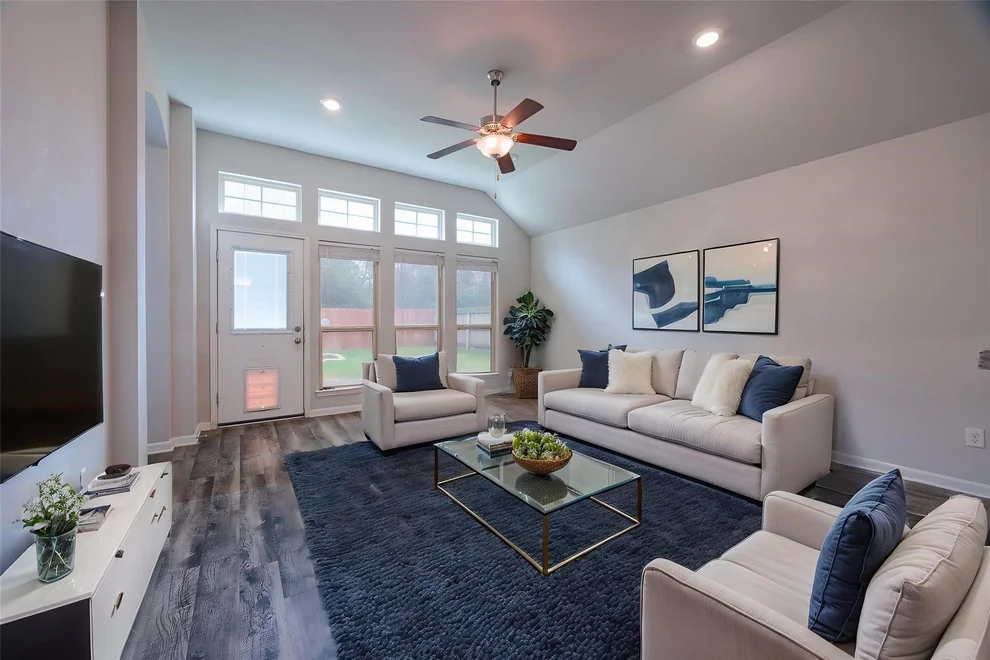 Unit for sale at 138 Emery Oak Way, Huntsville, TX 77320