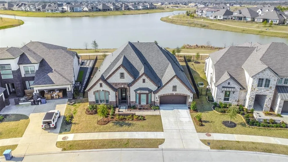 Unit for sale at 11131 Heartleaf Aster Way, Cypress, TX 77433