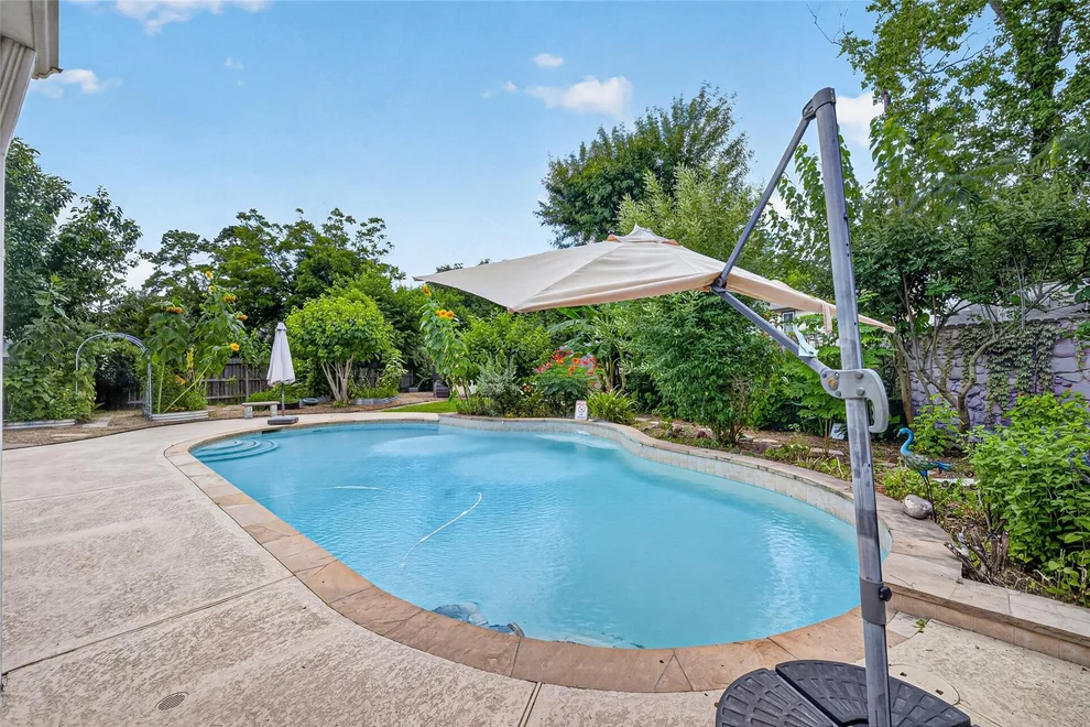 Unit for sale at 15806 Imperial Falls Court, Houston, TX 77095